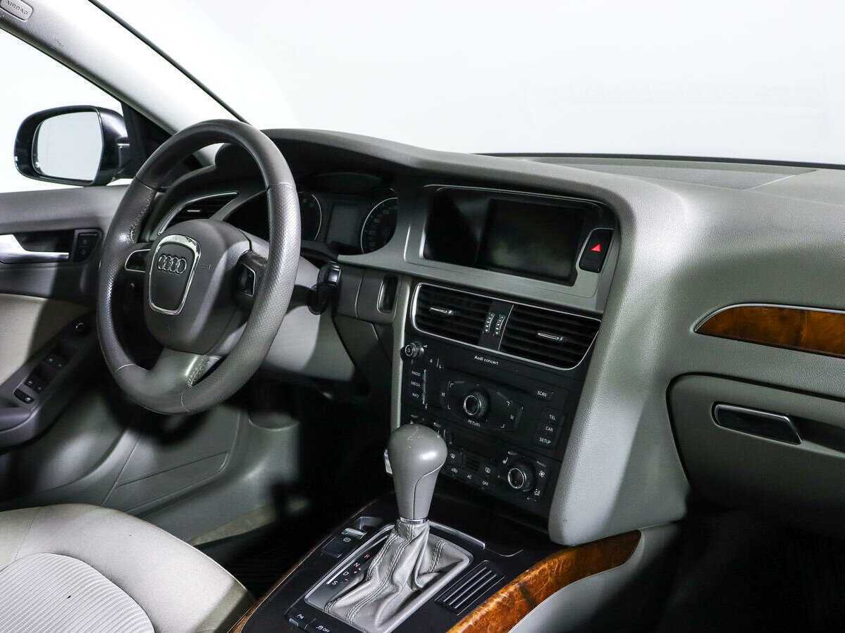 Audi A4 с пробегом — 2011 год. Фото: #6