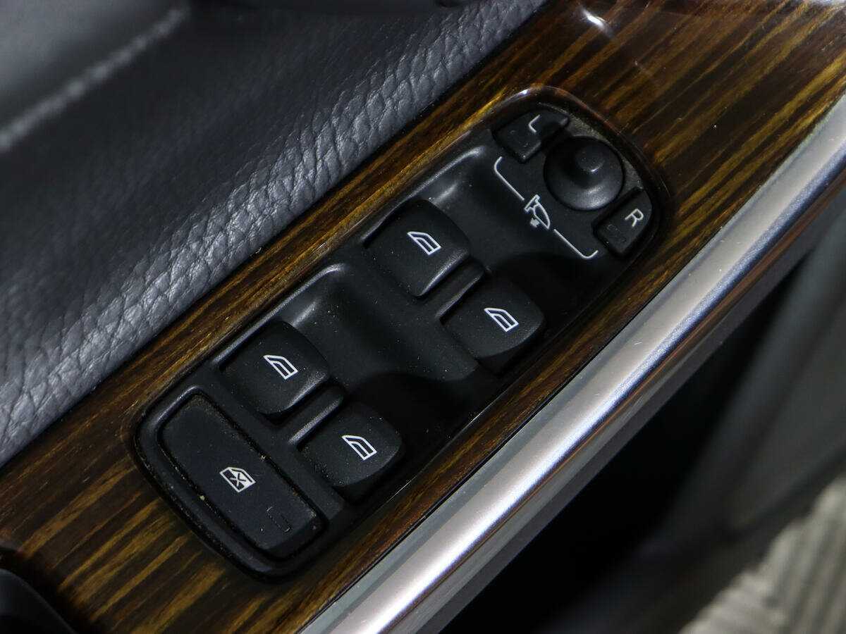 Volvo S60 с пробегом — 2011 год. Фото: #8