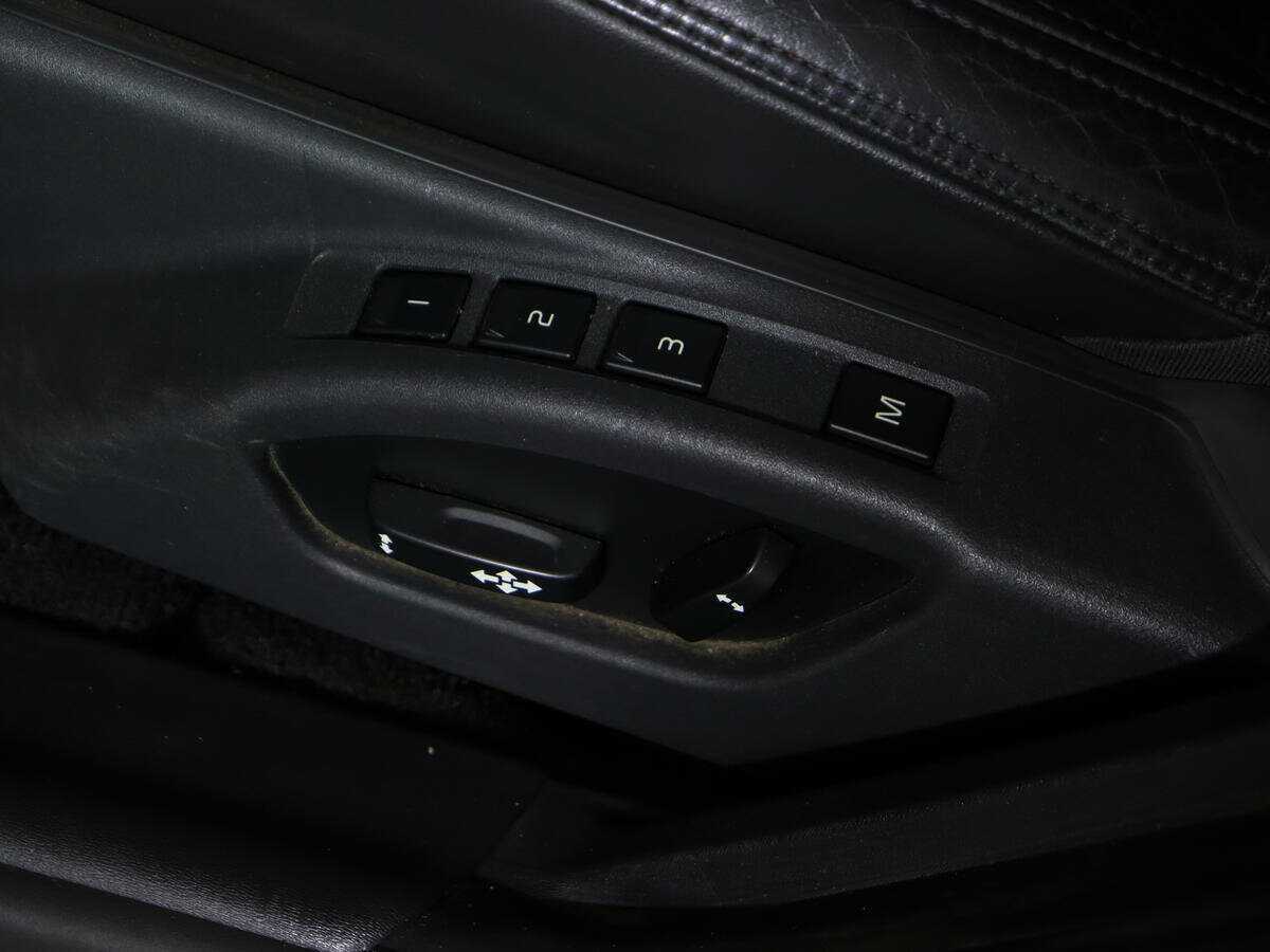 Volvo S60 с пробегом — 2011 год. Фото: #9