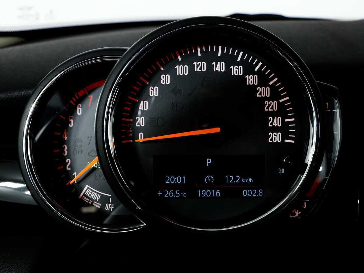 Mini Hatch с пробегом — 2019 год. Фото: #9