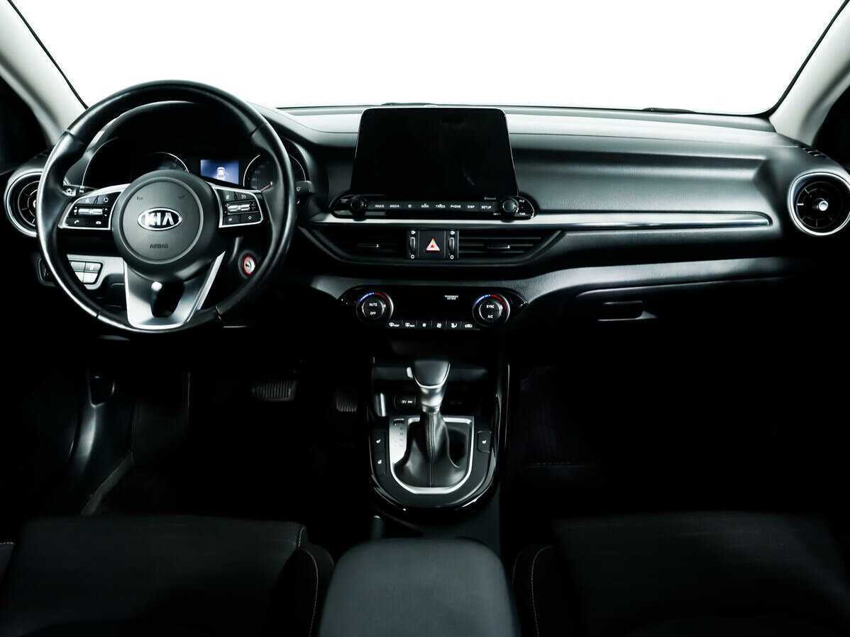 Kia Cerato с пробегом — 2019 год. Фото: #10