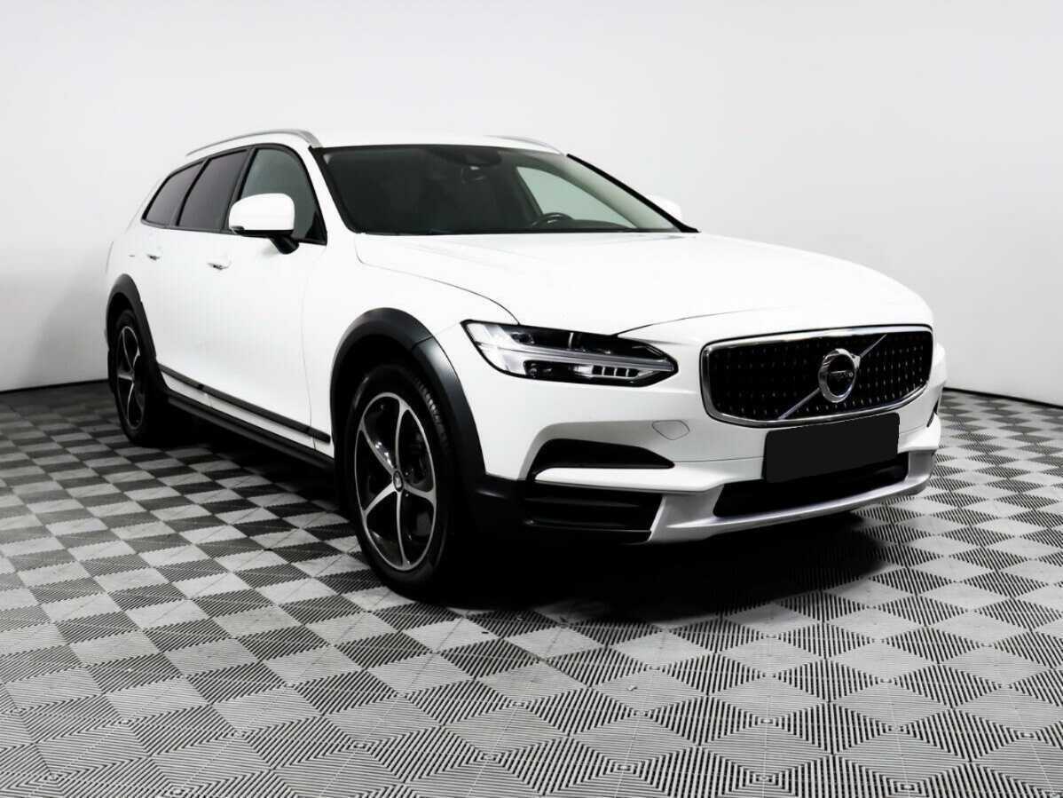 Volvo V90 Cross Country с пробегом — 2019 год. Фото: #2