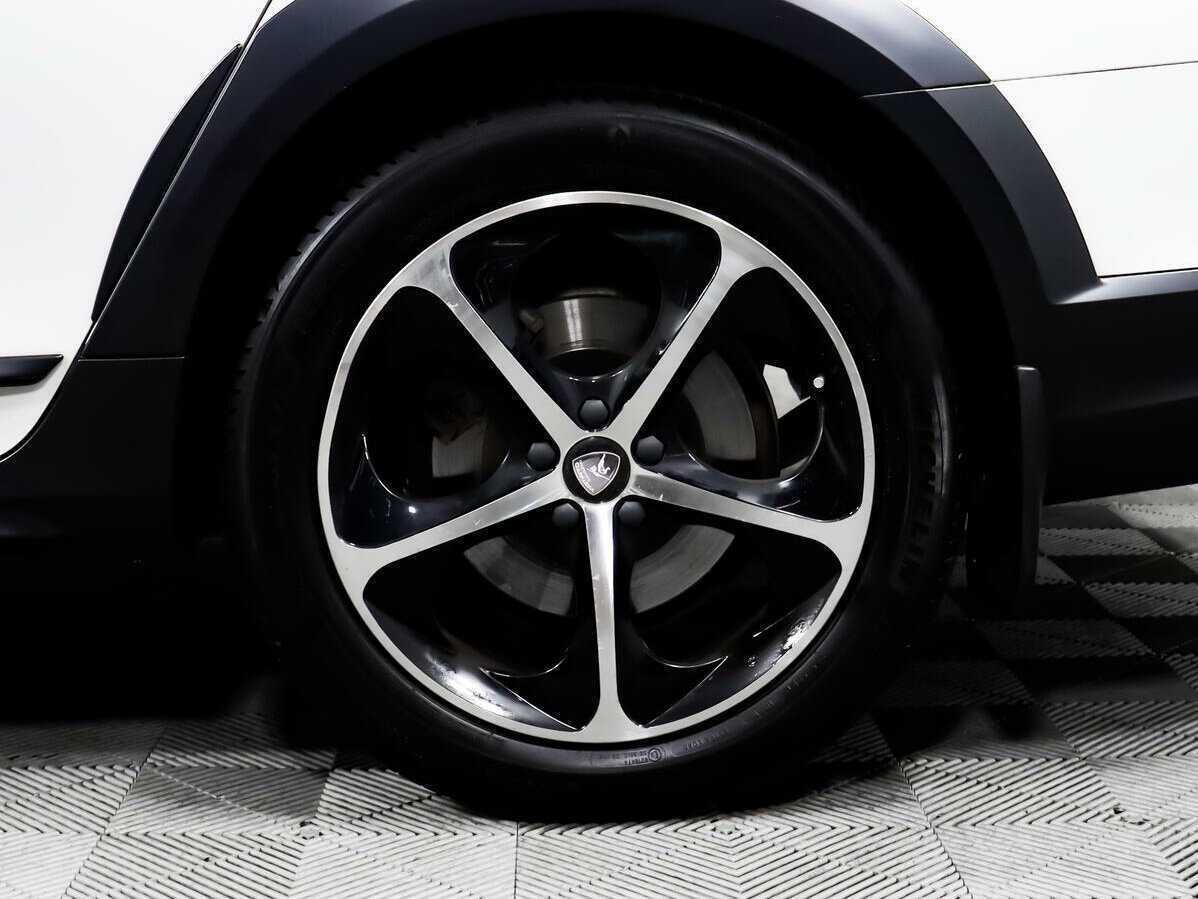 Volvo V90 Cross Country с пробегом — 2019 год. Фото: #13