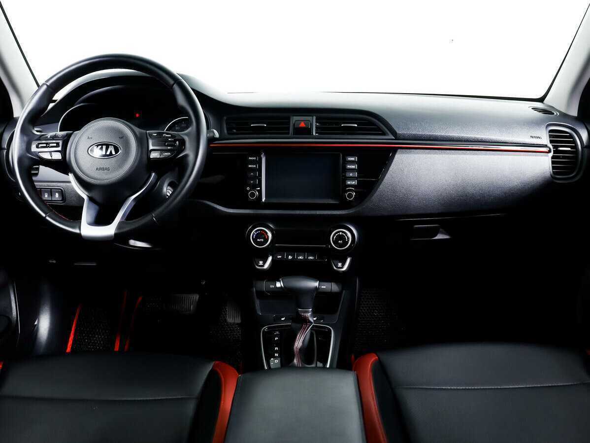Kia Rio с пробегом — 2020 год. Фото: #11