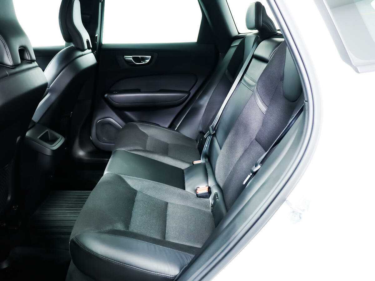 Volvo XC60 с пробегом — 2021 год. Фото: #11