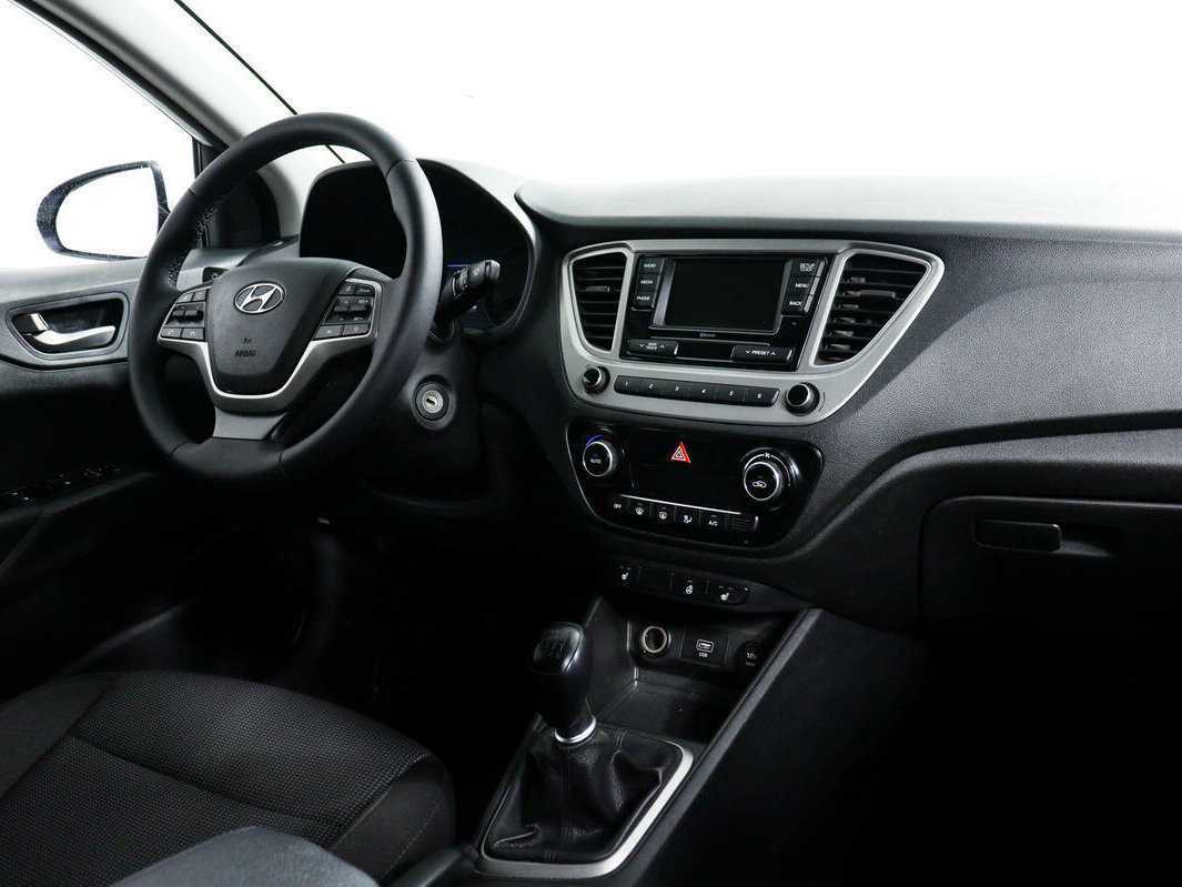 Hyundai Solaris с пробегом — 2019 год. Фото: #8