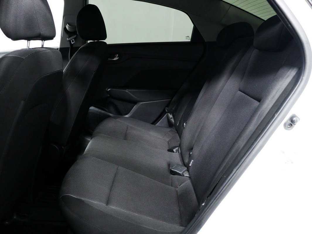 Hyundai Solaris с пробегом — 2019 год. Фото: #11