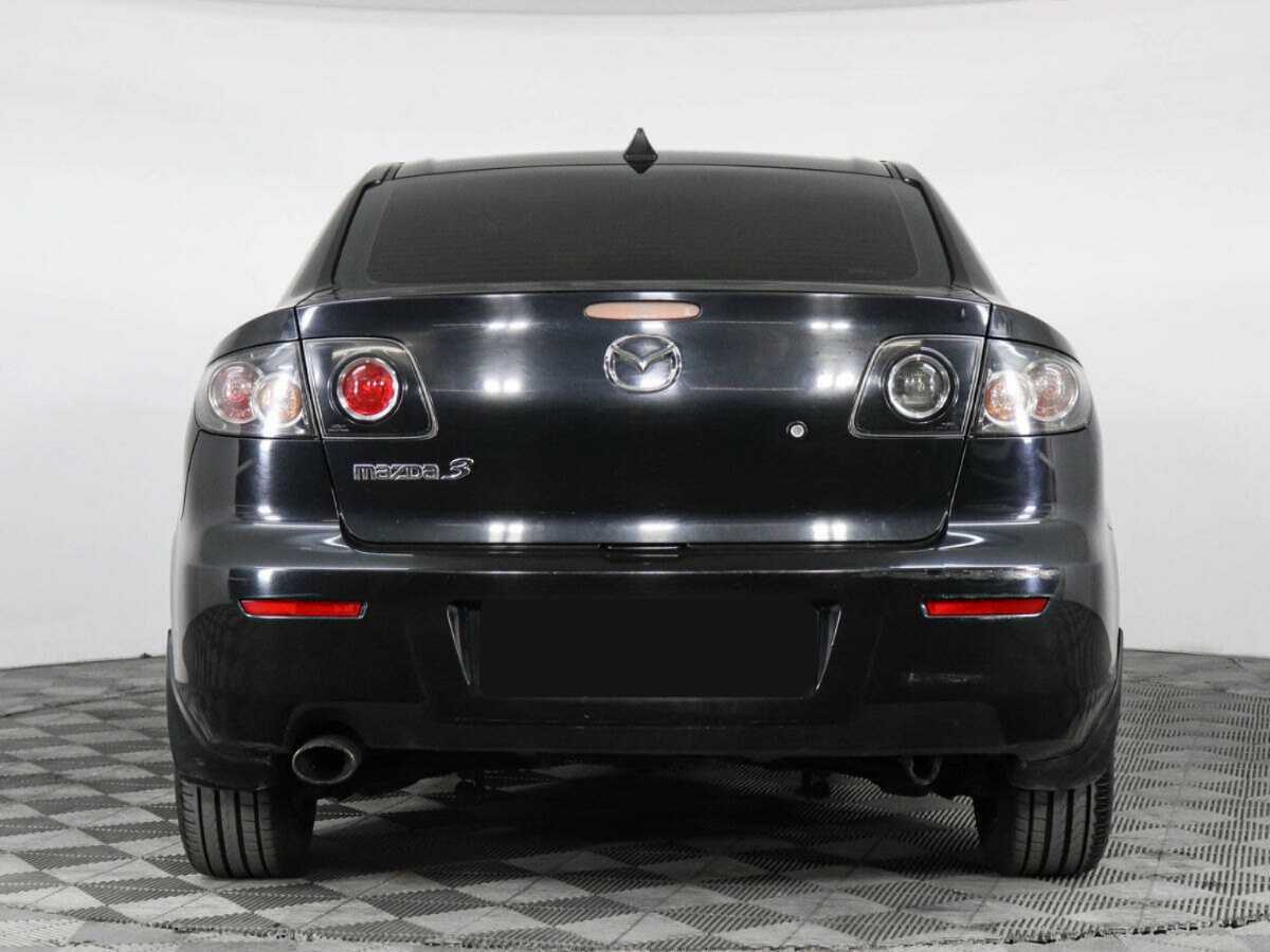 Mazda 3 с пробегом — 2007 год. Фото: #5