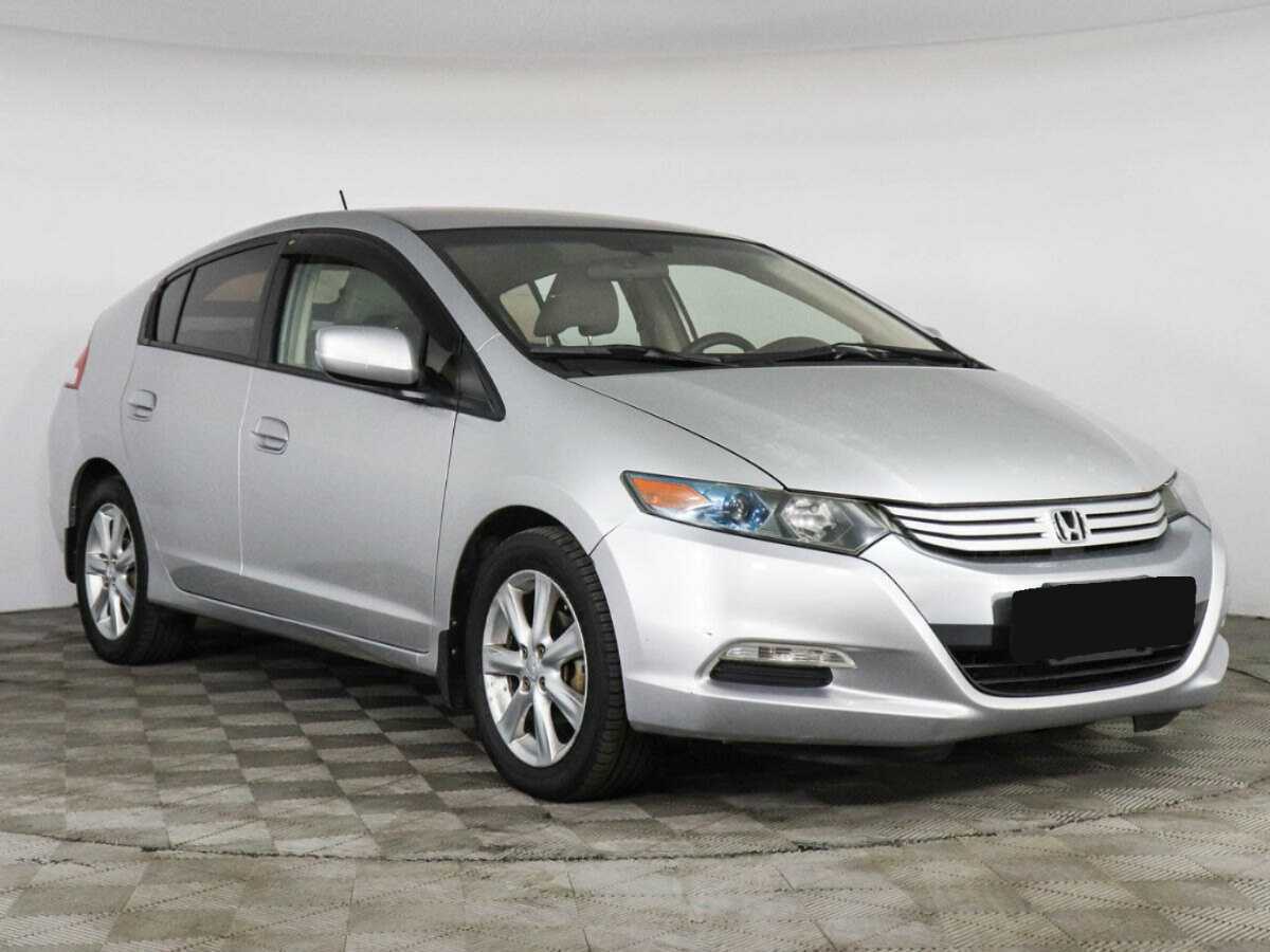 Honda Insight с пробегом — 2010 год. Фото: #2