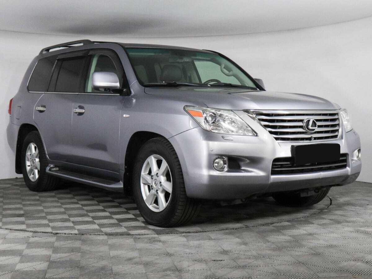 Lexus LX с пробегом — 2010 год. Фото: #2