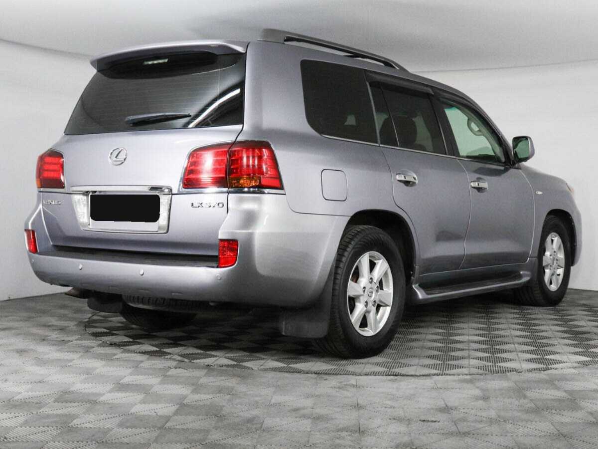 Lexus LX с пробегом — 2010 год. Фото: #4