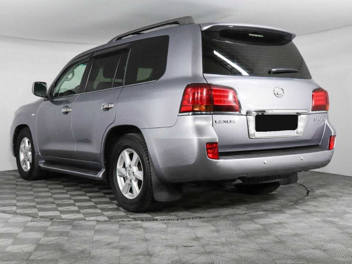 Lexus LX с пробегом — 2010 год. Фото: #6