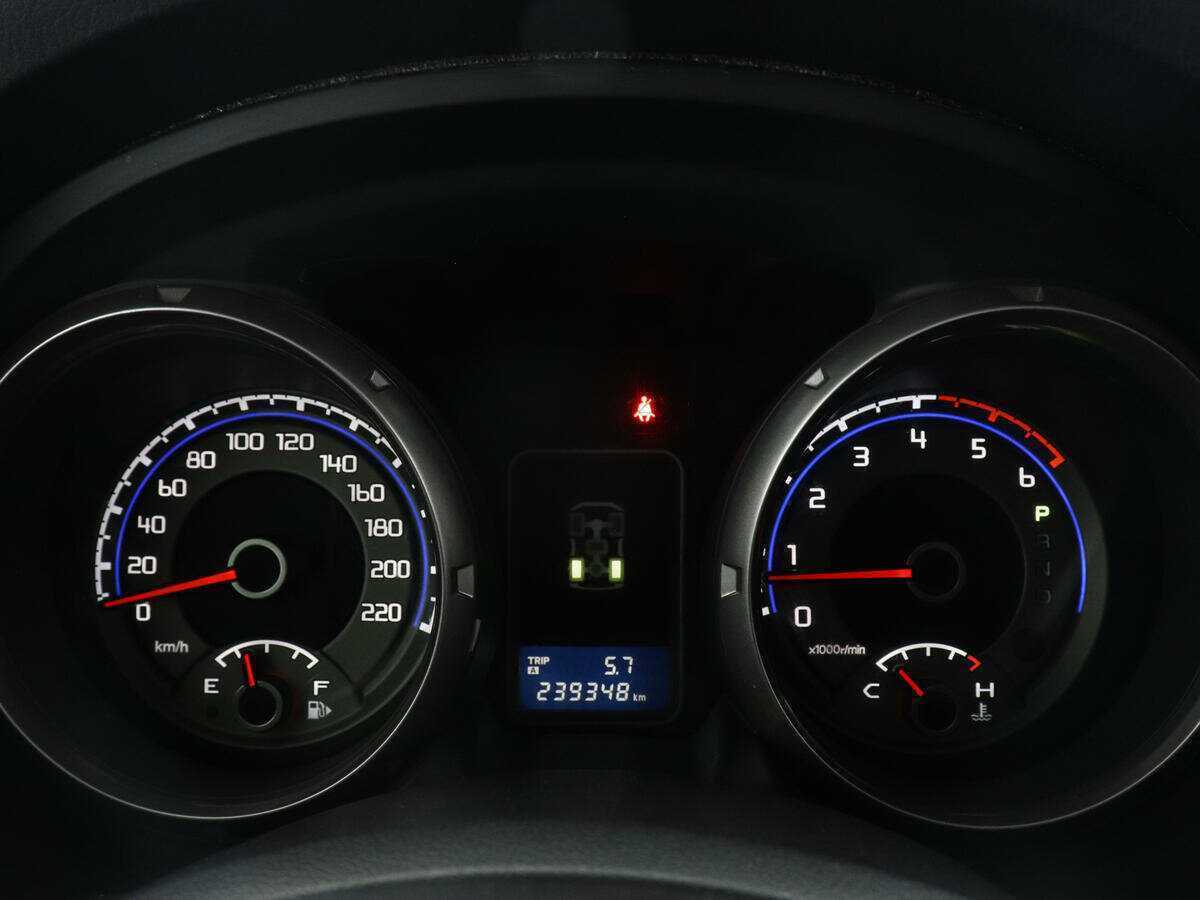 Mitsubishi Pajero с пробегом — 2011 год. Фото: #10