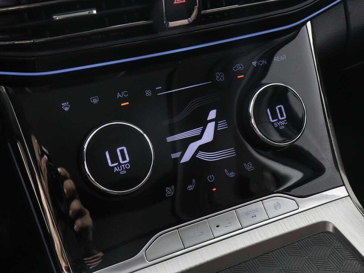 EXEED VX с пробегом — 2022 год. Фото: #18