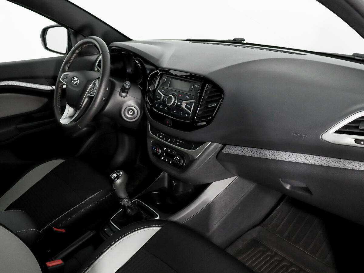 Lada (ВАЗ) Vesta с пробегом — 2021 год. Фото: #10