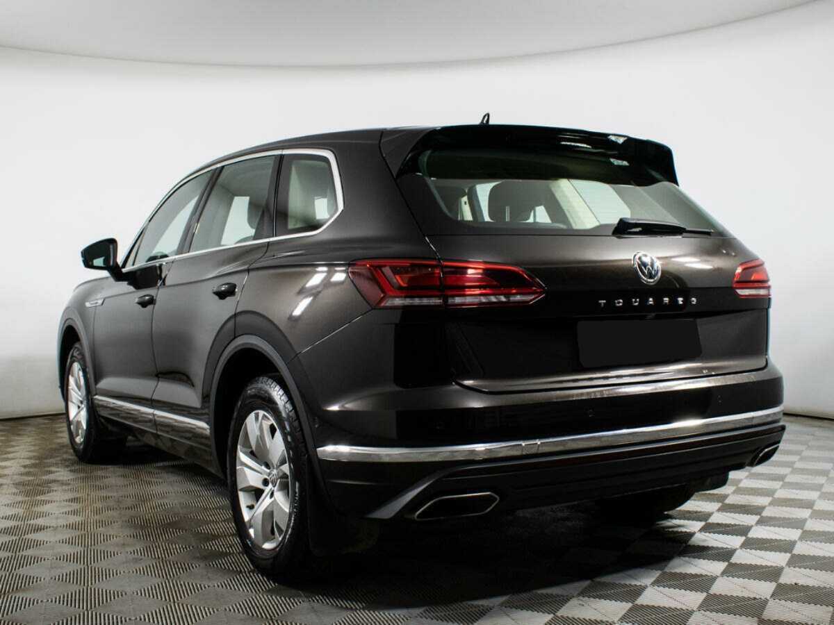 Volkswagen Touareg с пробегом — 2019 год. Фото: #6