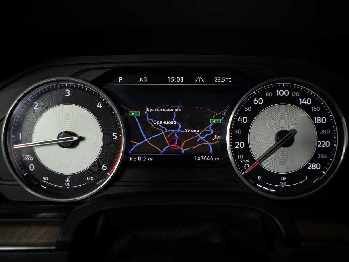 Volkswagen Touareg с пробегом — 2019 год. Фото: #10