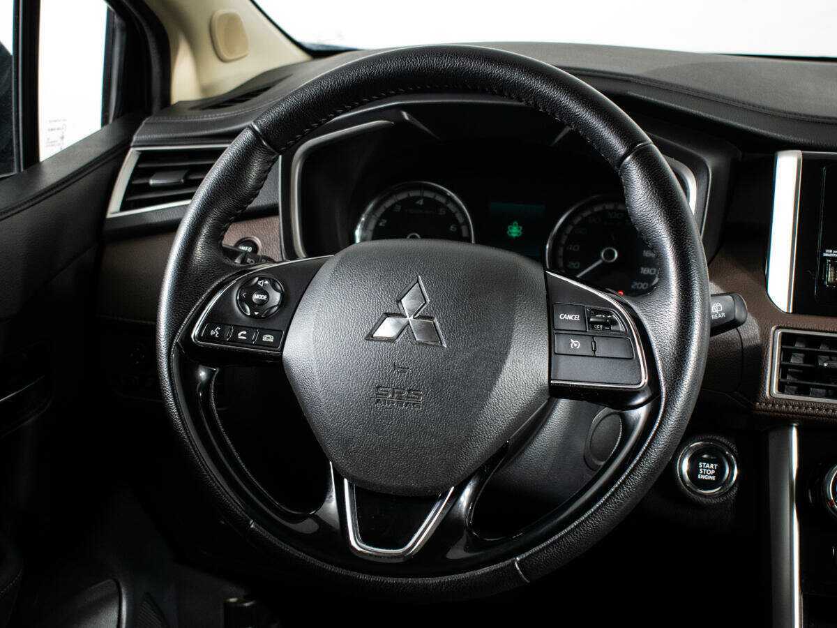 Mitsubishi Xpander с пробегом — 2022 год. Фото: #14