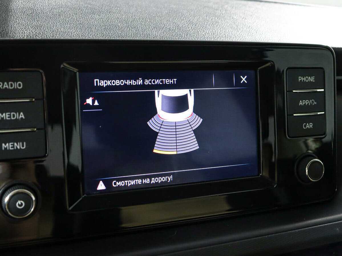 Skoda Rapid с пробегом — 2021 год. Фото: #14