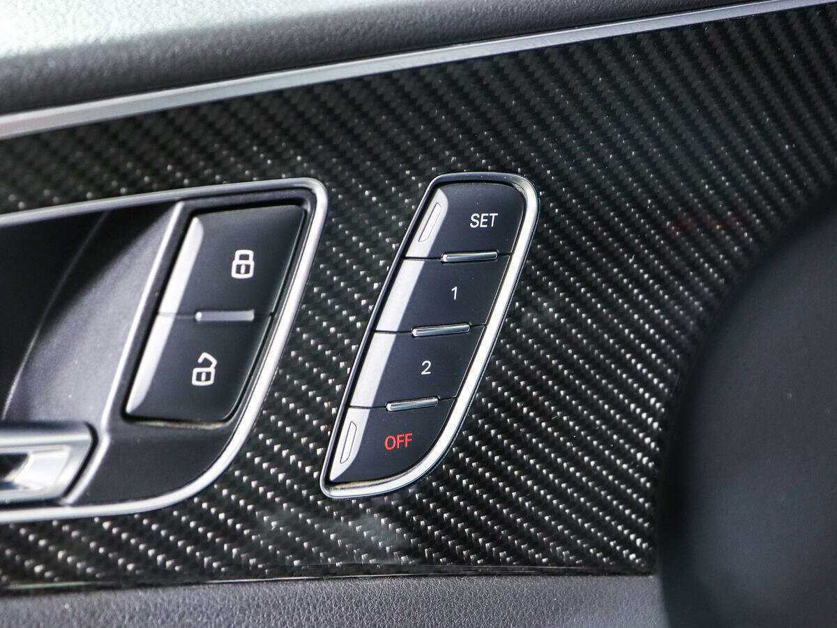 Audi RS 6 с пробегом — 2015 год. Фото: #22