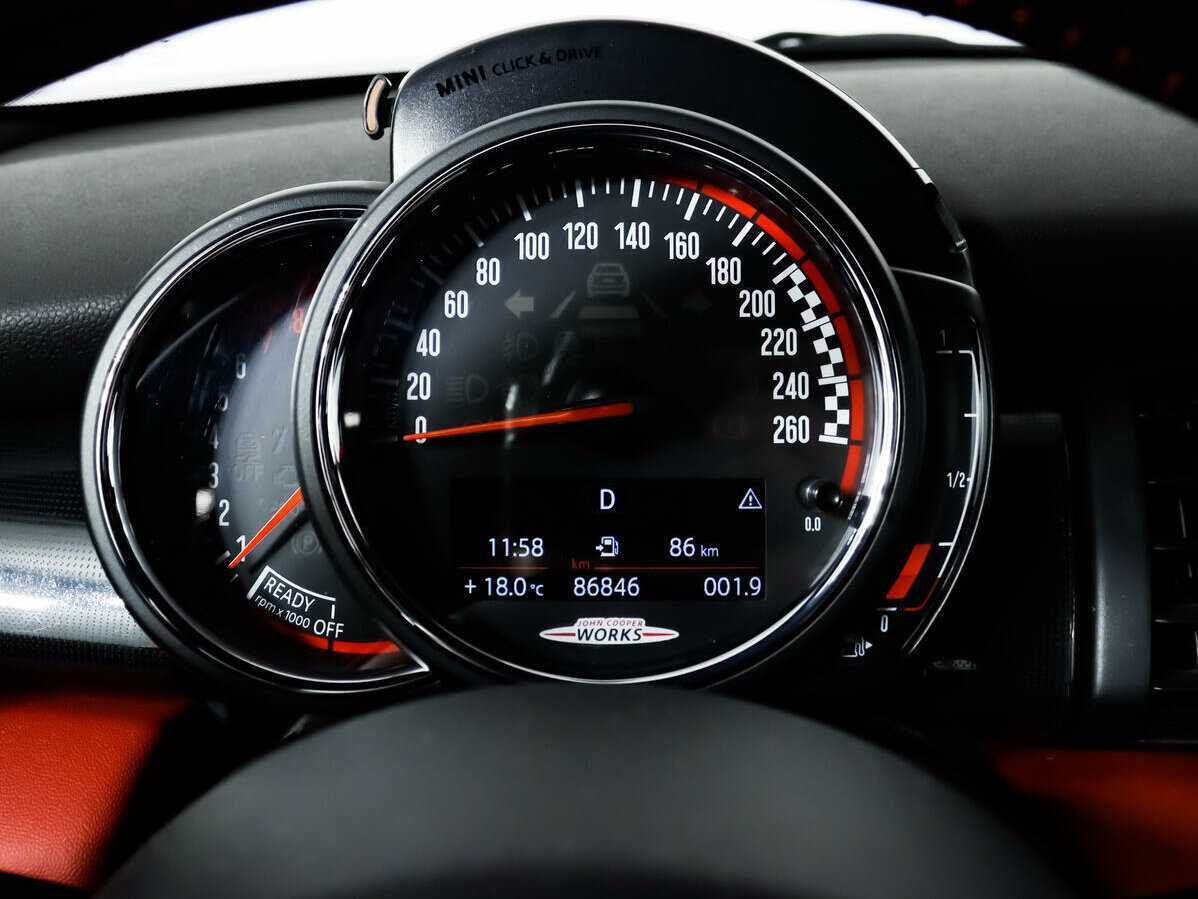 Mini Hatch с пробегом — 2018 год. Фото: #9