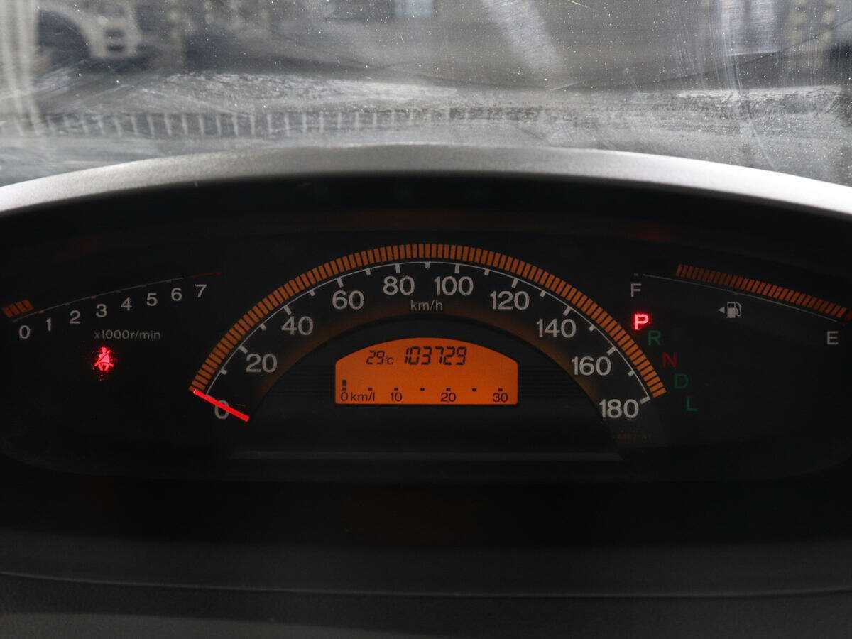 Honda Freed с пробегом — 2009 год. Фото: #8