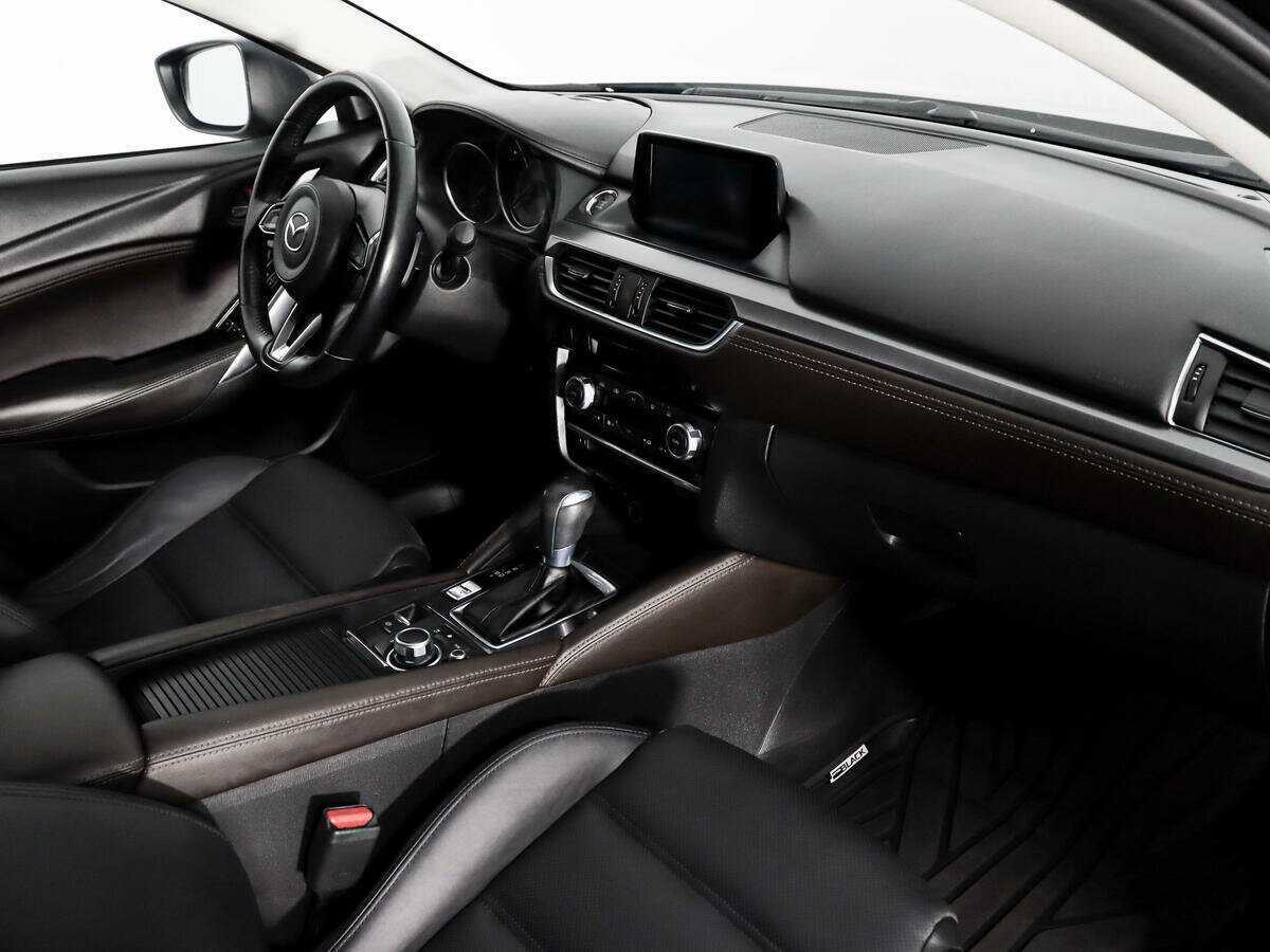 Mazda 6 с пробегом — 2018 год. Фото: #12