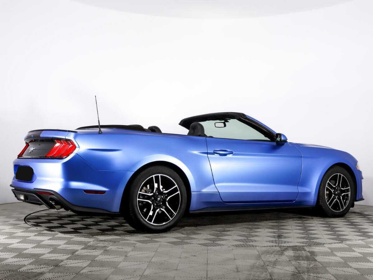 Ford Mustang с пробегом — 2020 год. Фото: #10