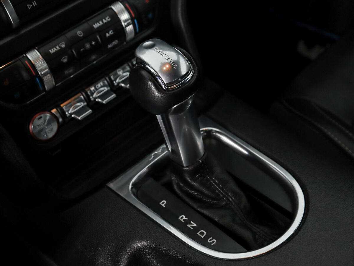 Ford Mustang с пробегом — 2020 год. Фото: #14