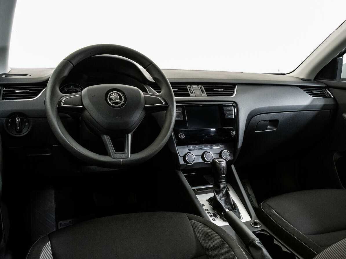 Skoda Octavia с пробегом — 2018 год. Фото: #8