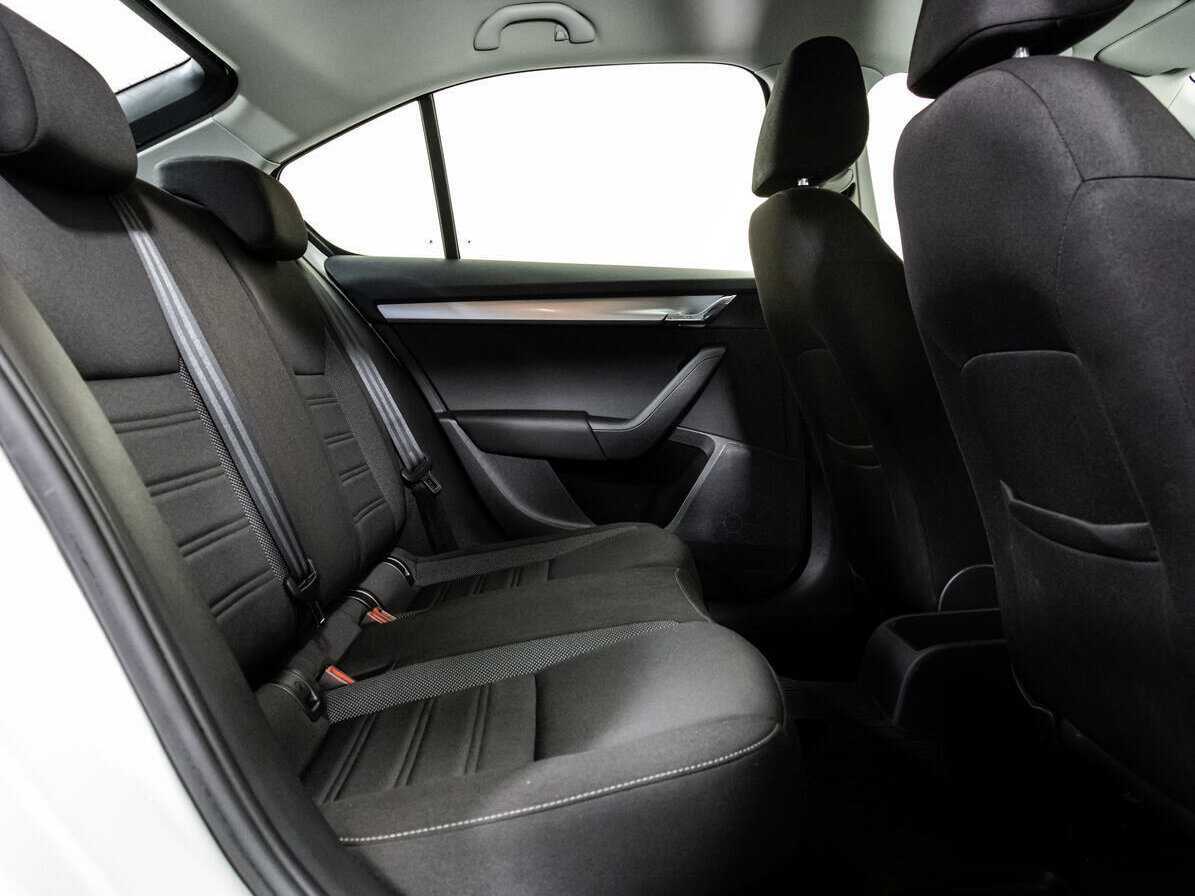 Skoda Octavia с пробегом — 2018 год. Фото: #9