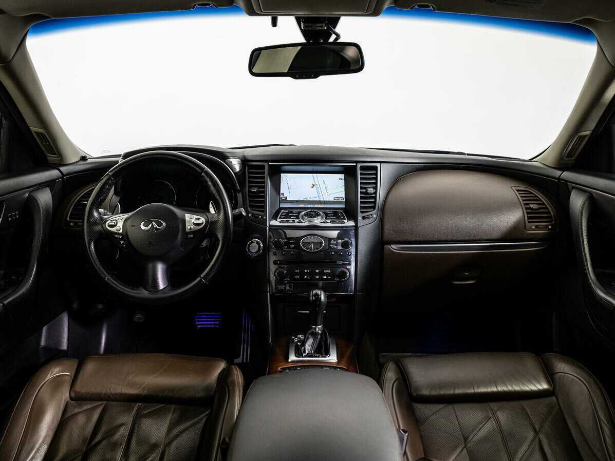 Infiniti FX с пробегом — 2008 год. Фото: #12