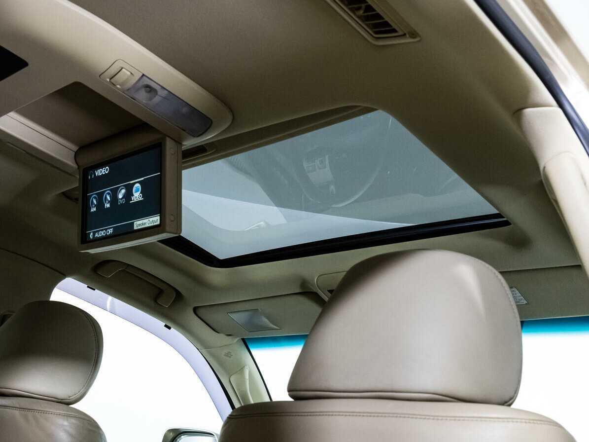 Lexus LX с пробегом — 2008 год. Фото: #21