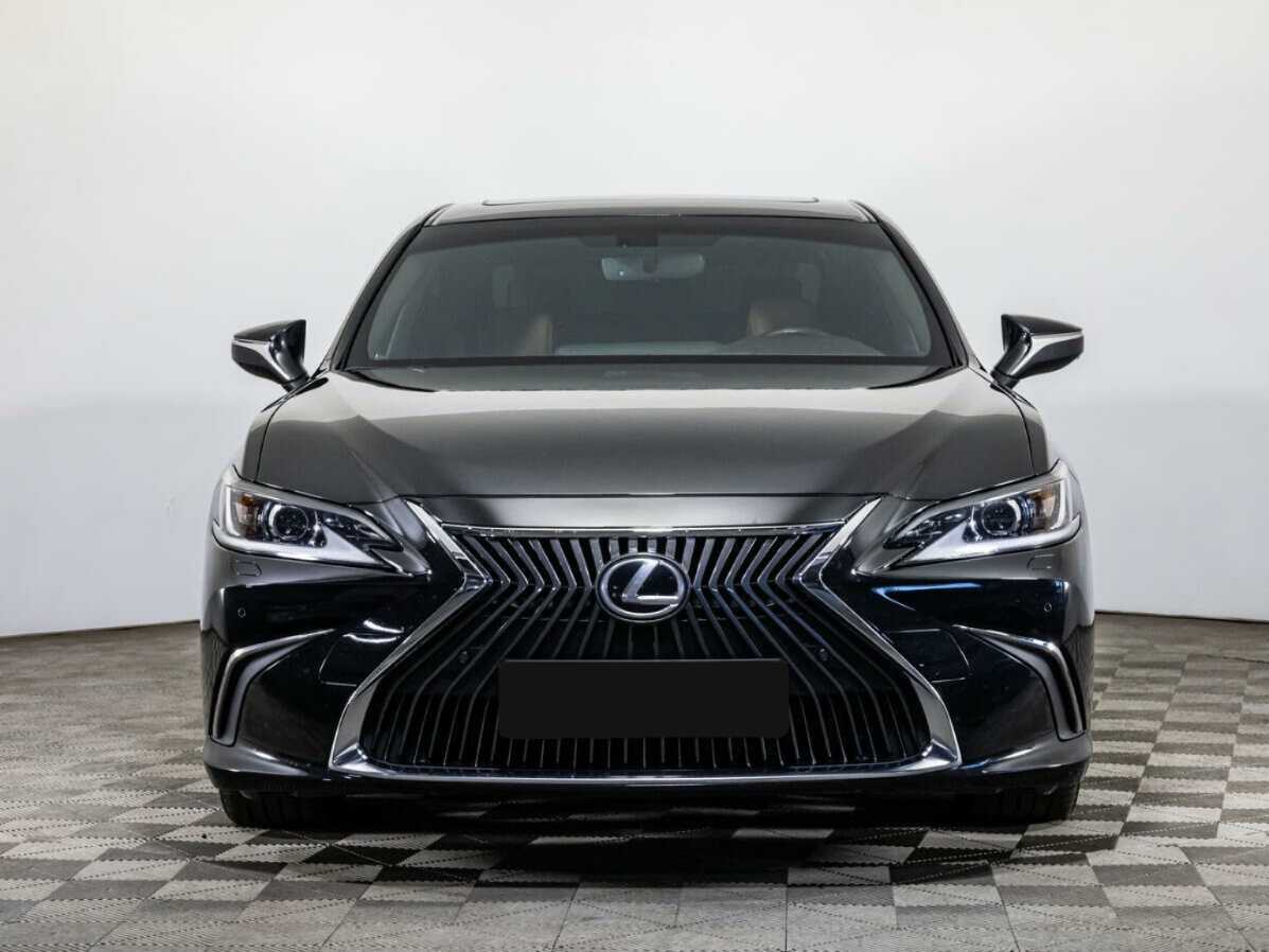 Lexus ES с пробегом — 2019 год. Фото: #1