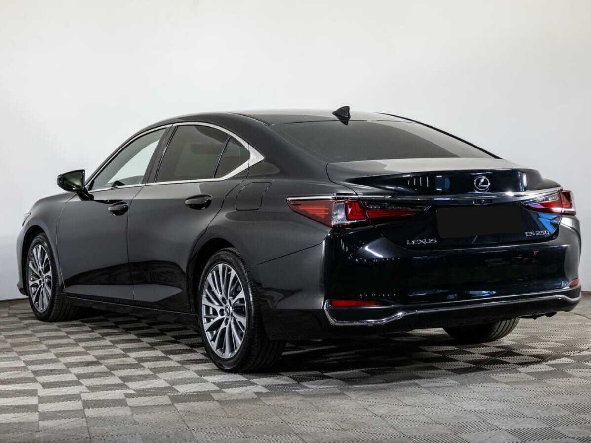 Lexus ES с пробегом — 2019 год. Фото: #6