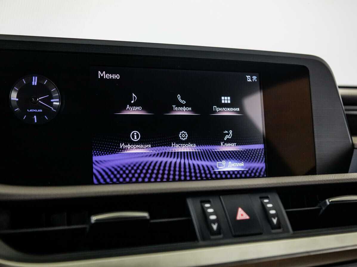 Lexus ES с пробегом — 2019 год. Фото: #15