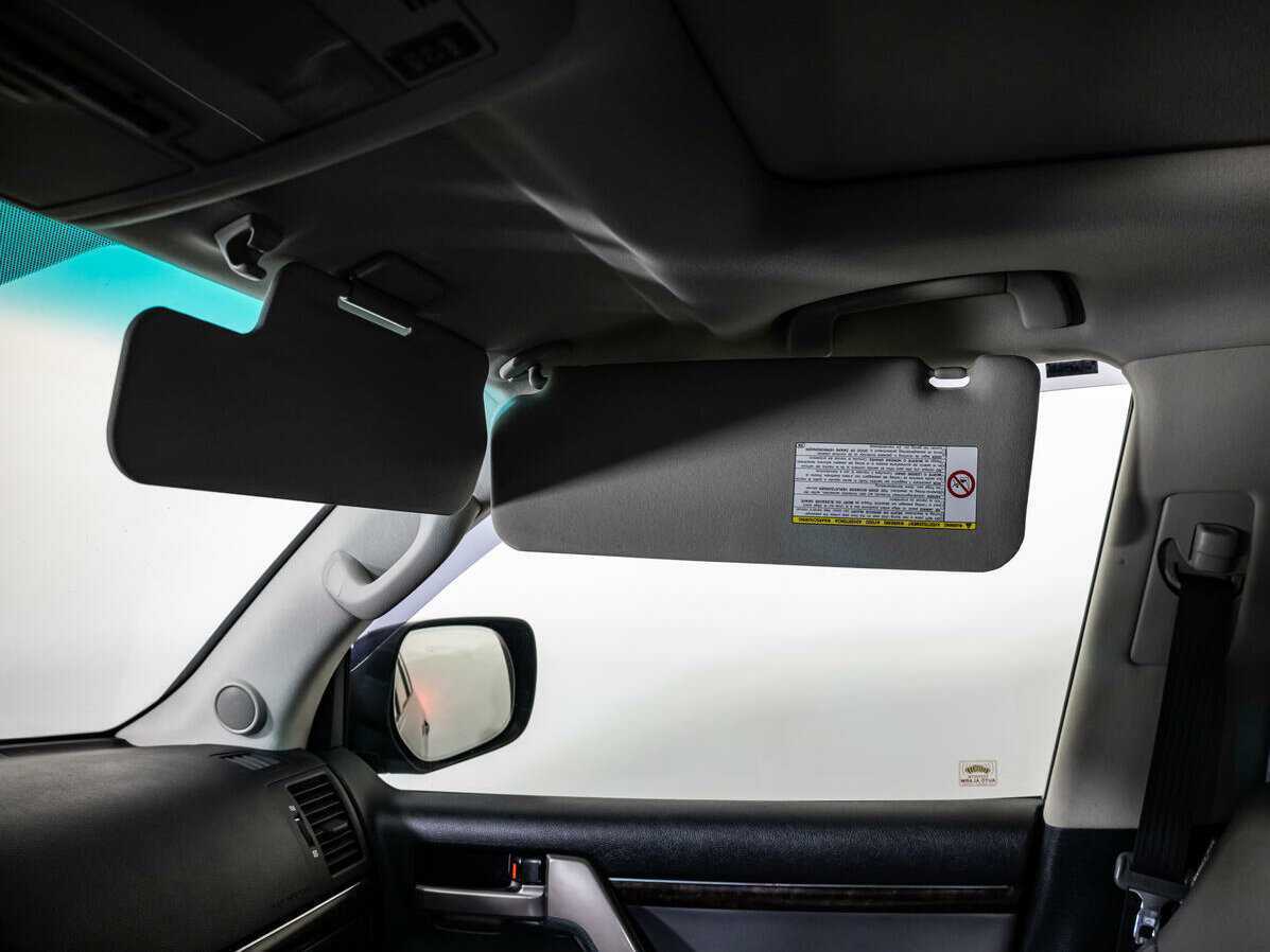 Toyota Land Cruiser с пробегом — 2008 год. Фото: #15