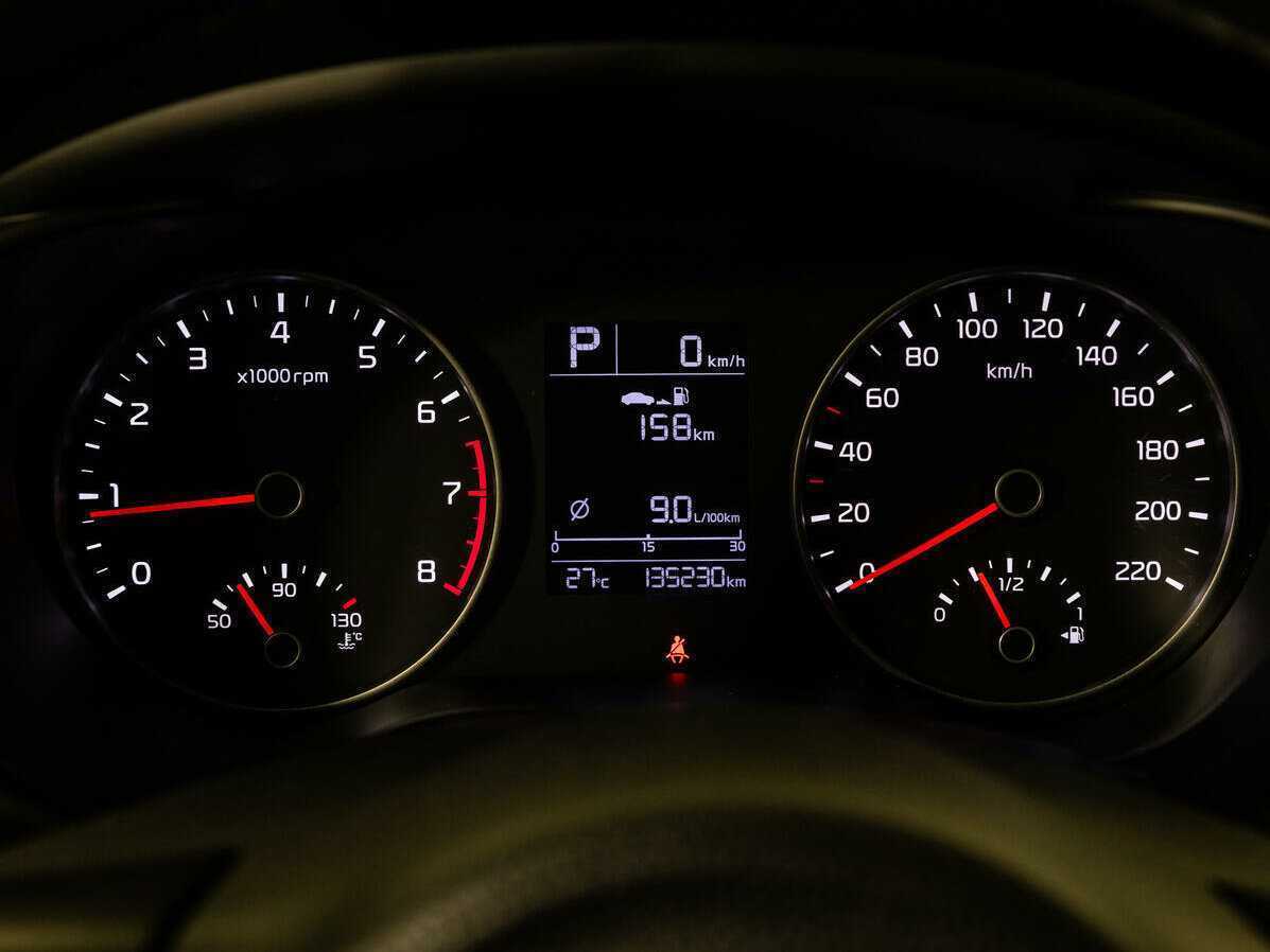 Kia Rio с пробегом — 2017 год. Фото: #11