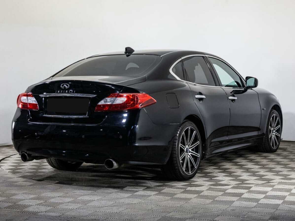 Infiniti M с пробегом — 2010 год. Фото: #3