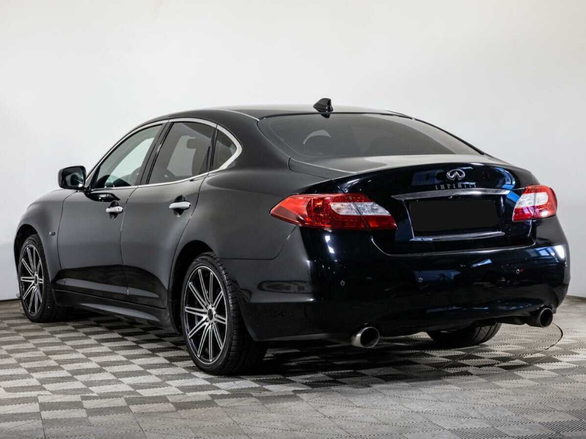 Infiniti M с пробегом — 2010 год. Фото: #5