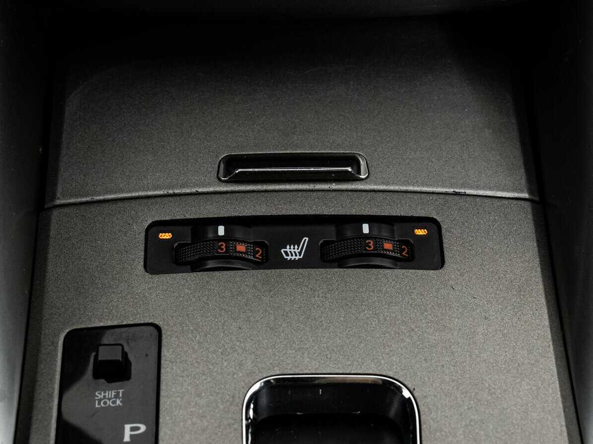 Lexus IS с пробегом — 2008 год. Фото: #15