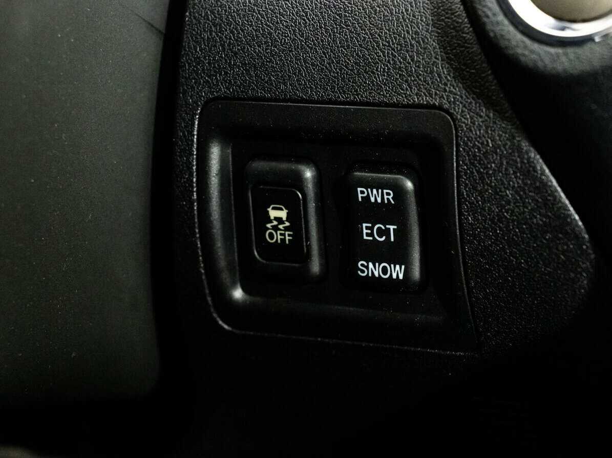 Lexus IS с пробегом — 2008 год. Фото: #19