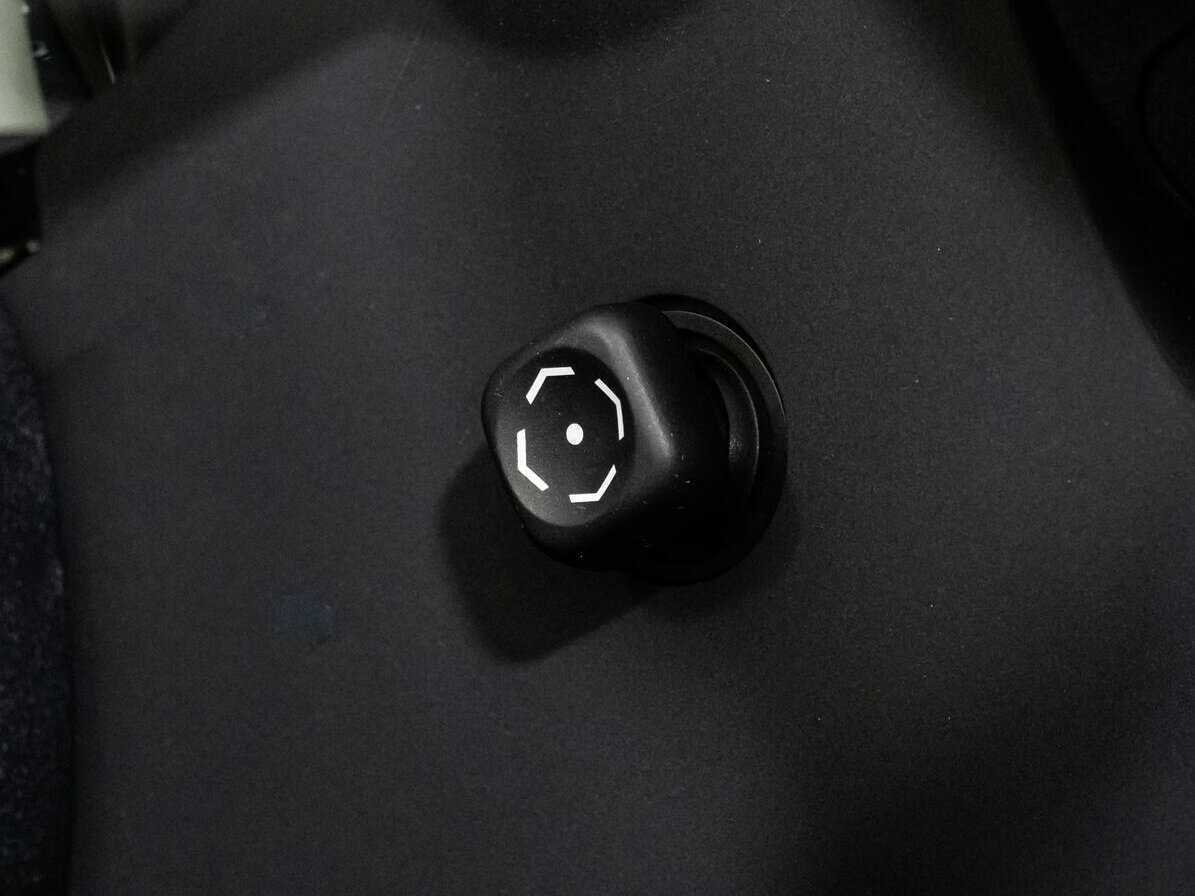 Lexus IS с пробегом — 2008 год. Фото: #21