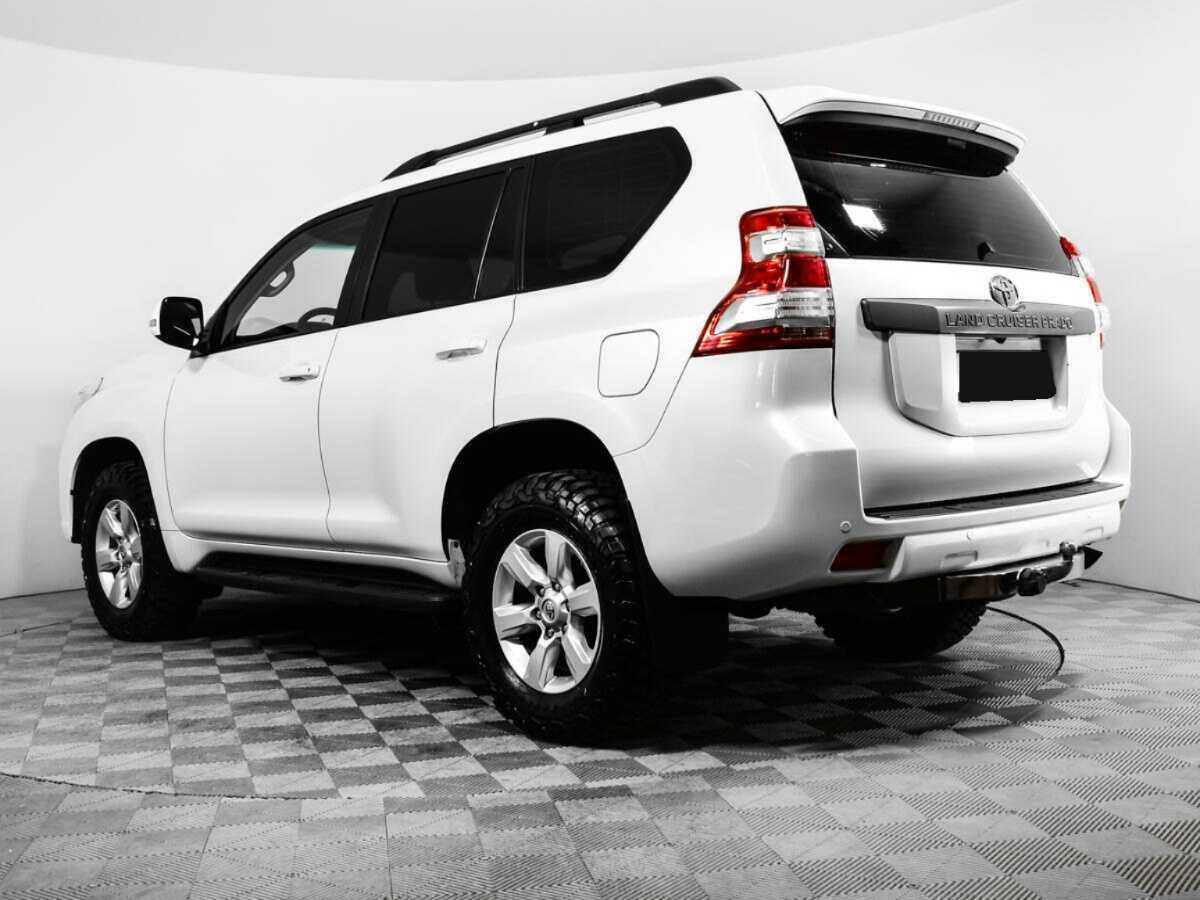 Toyota Land Cruiser Prado с пробегом — 2017 год. Фото: #6