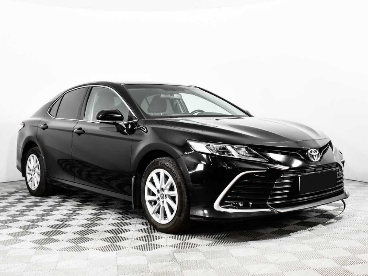 Toyota Camry с пробегом — 2021 год. Фото: #2