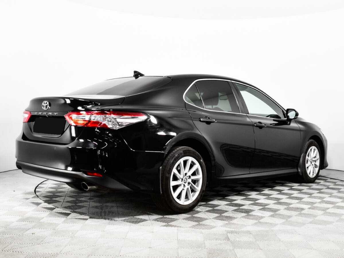 Toyota Camry с пробегом — 2021 год. Фото: #4