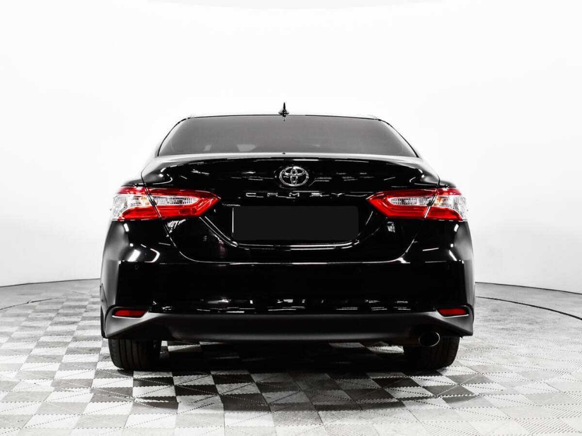 Toyota Camry с пробегом — 2021 год. Фото: #5