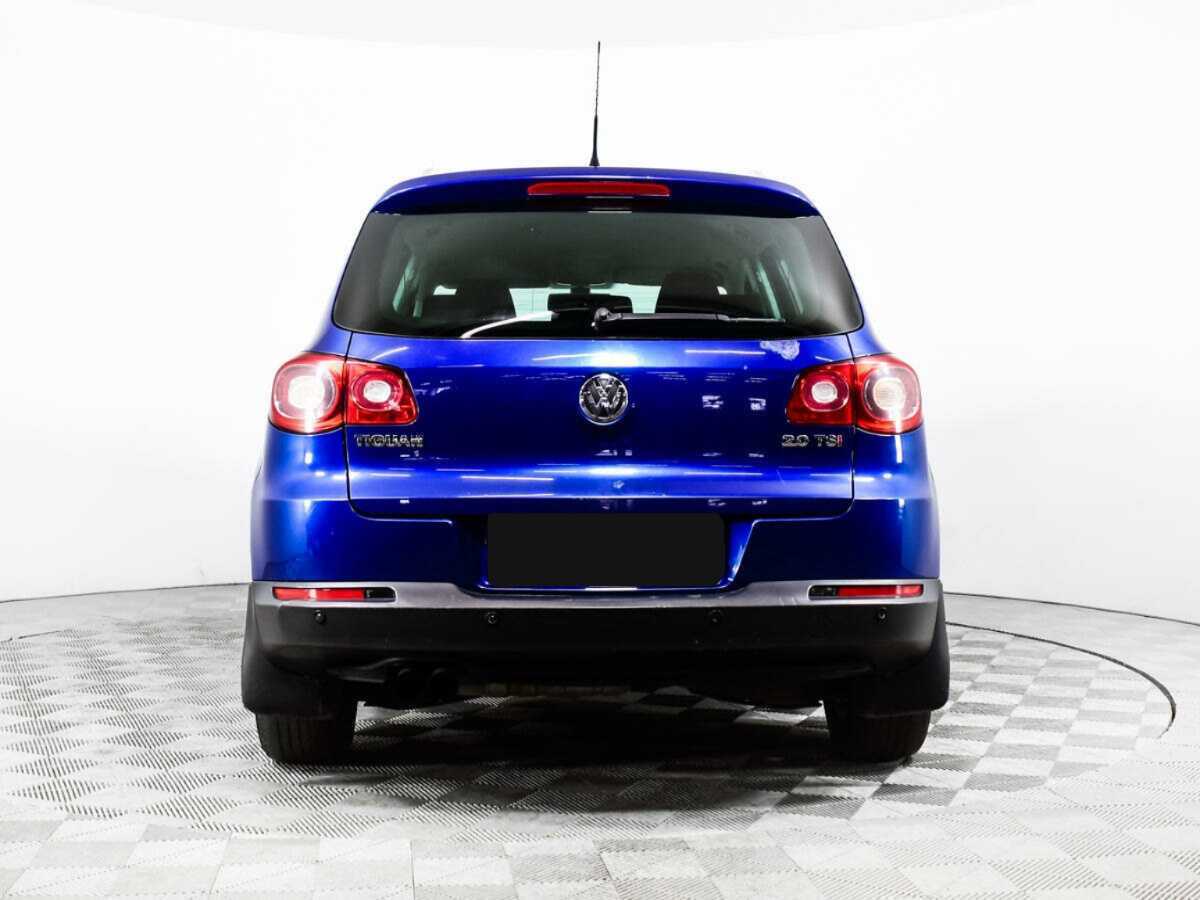 Volkswagen Tiguan с пробегом — 2009 год. Фото: #5
