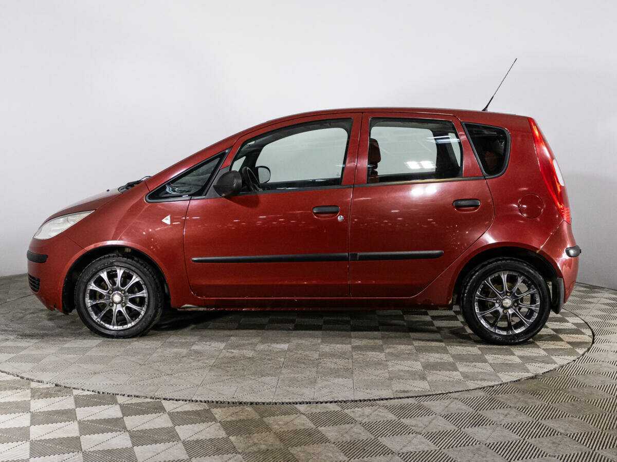 Mitsubishi Colt с пробегом — 2008 год. Фото: #7