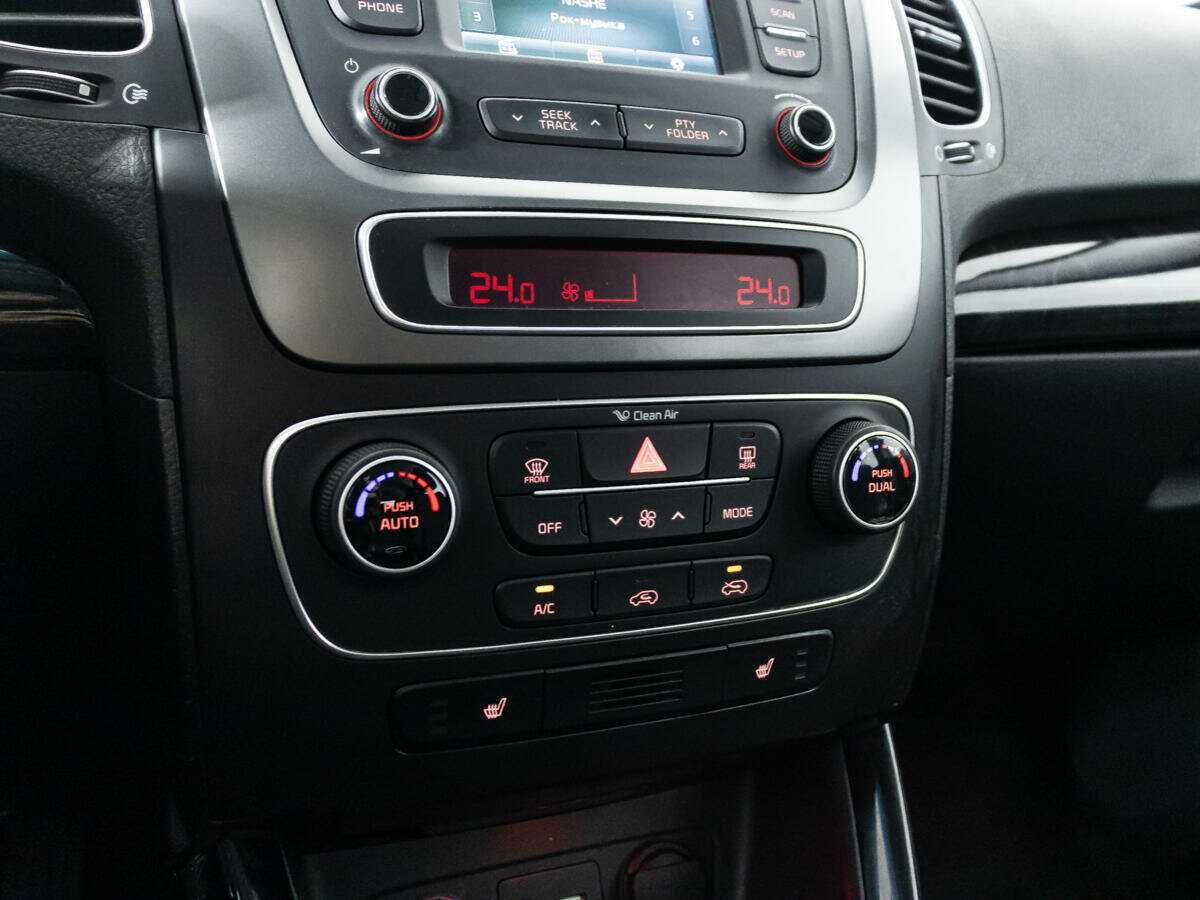 Kia Sorento с пробегом — 2019 год. Фото: #15